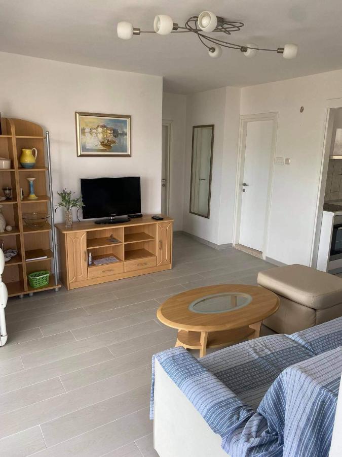 Genesis Lägenhet Trogir Exteriör bild