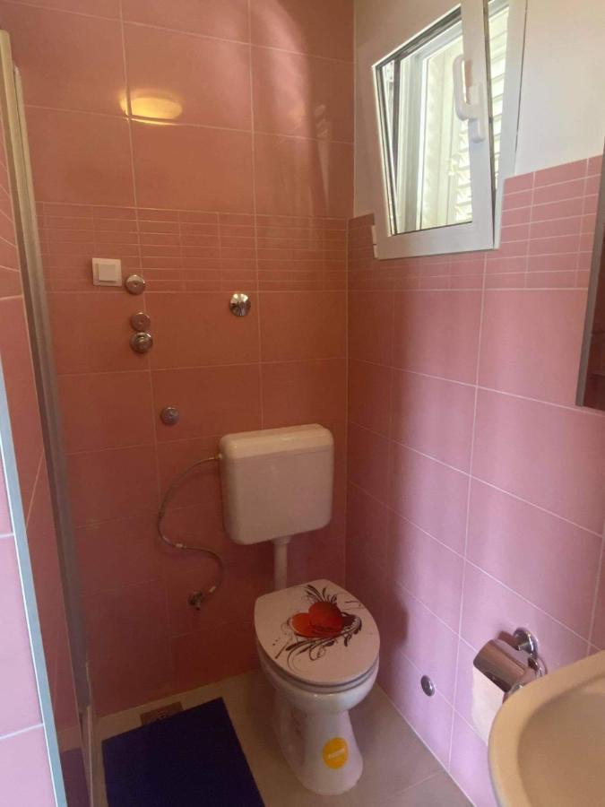 Genesis Lägenhet Trogir Exteriör bild